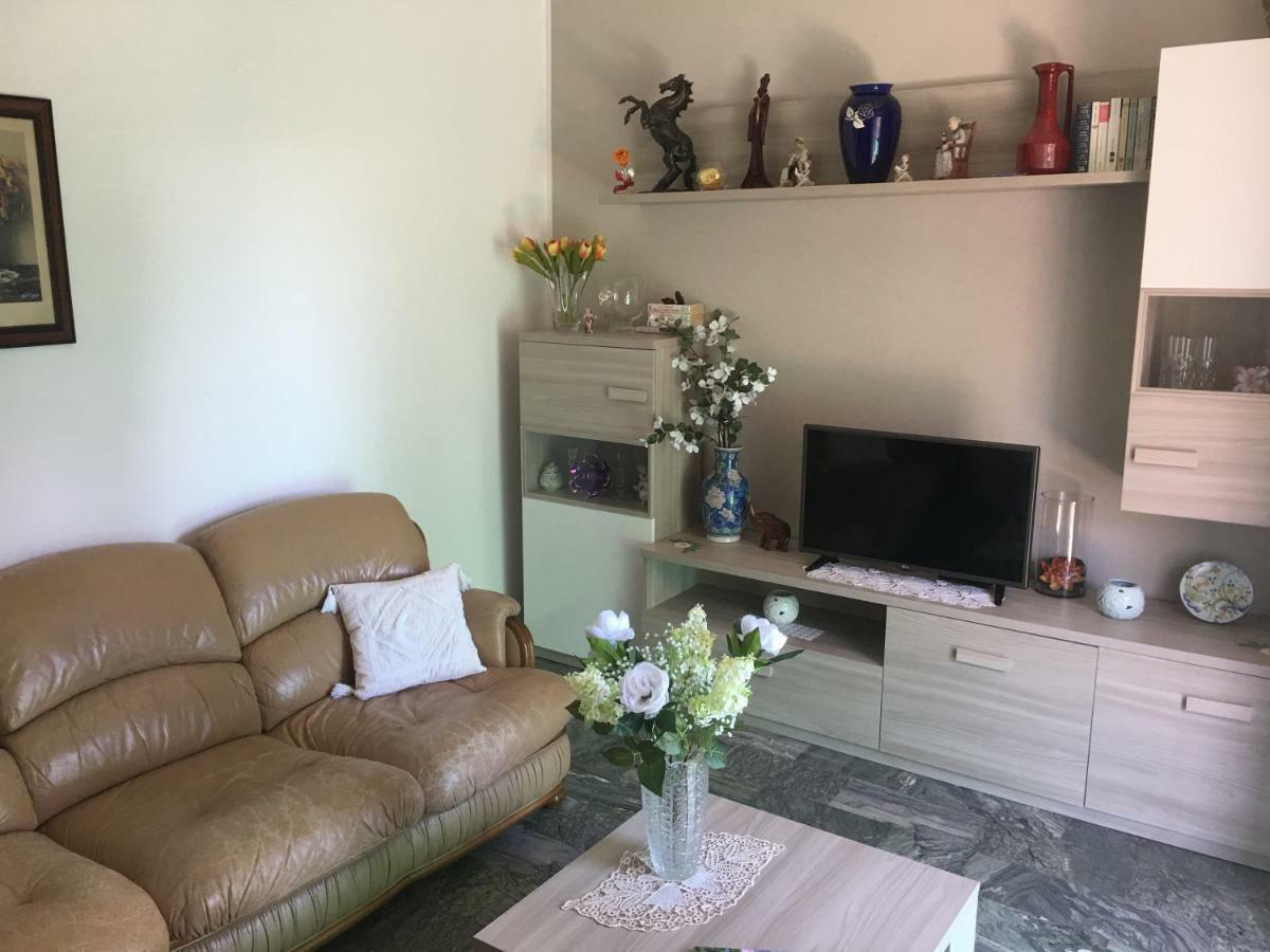Casa Elena Apartment อัลบีโซลา ซูเพริโอเร ภายนอก รูปภาพ